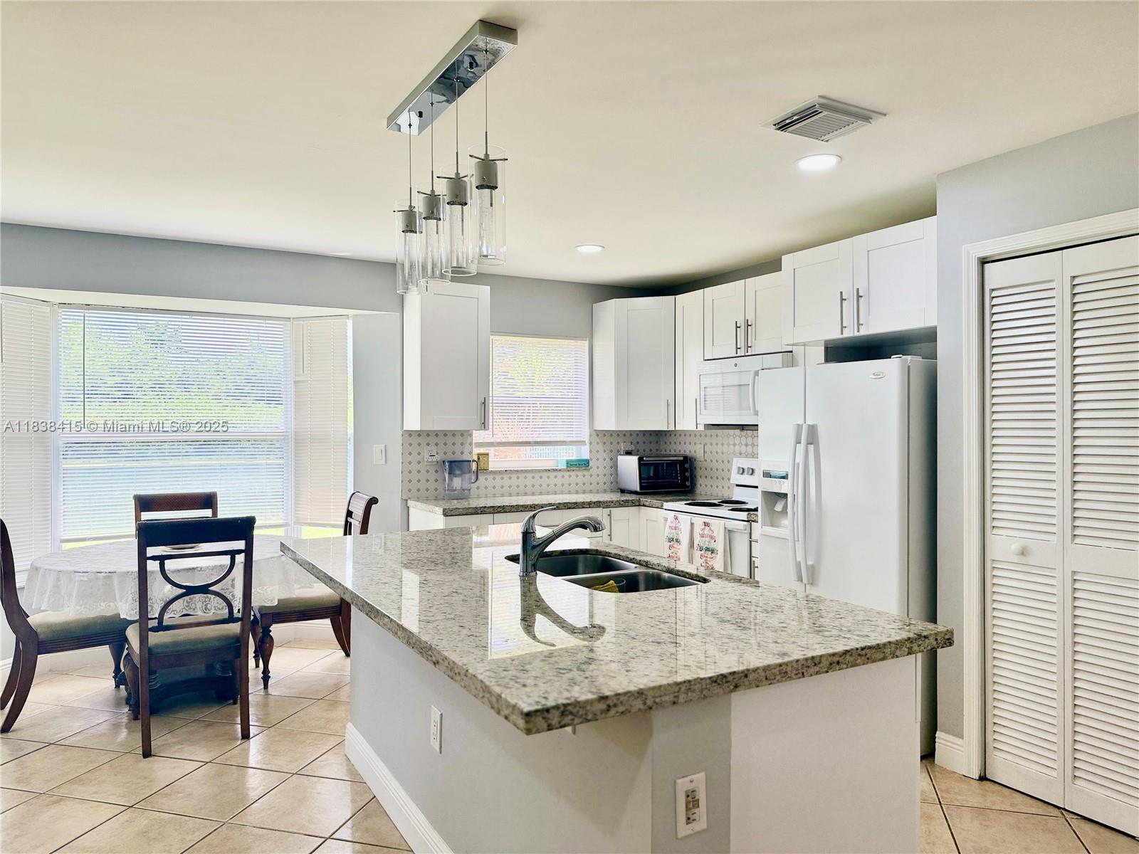 Pembroke Pines, Florida, 33029, United States, 4 Bedrooms Bedrooms, ,3 BathroomsBathrooms,Residential,For Sale,1890530