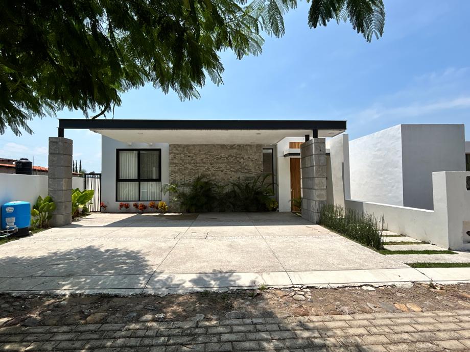 Jocotepec, Jalisco, 45800, Mexico, 3 Bedrooms Bedrooms, ,3 BathroomsBathrooms,Residential,For Sale,1949681