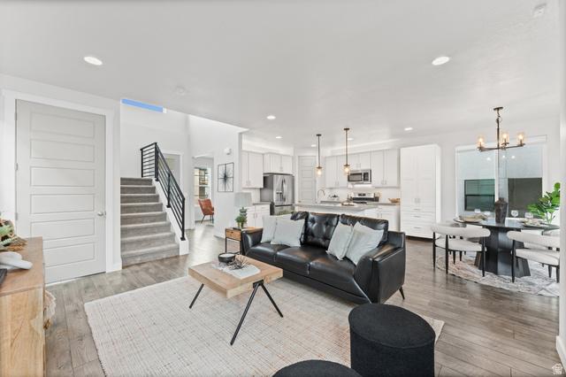 Lehi, Utah, 84048, United States, 3 Bedrooms Bedrooms, ,3 BathroomsBathrooms,Residential,For Sale,2031078