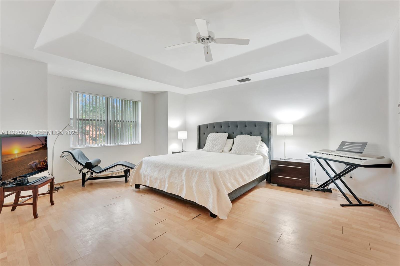 Weston, Florida, 33331, United States, 4 Bedrooms Bedrooms, ,3 BathroomsBathrooms,Residential,For Sale,2002121