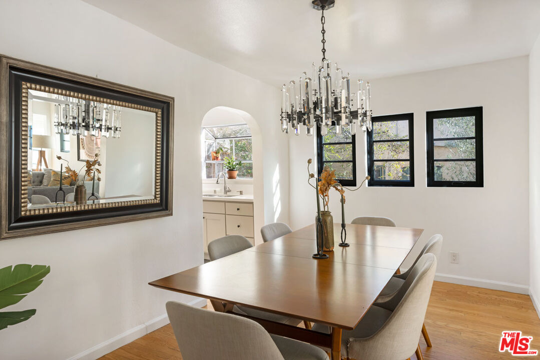 Los Angeles, California, 90026, United States, 3 Bedrooms Bedrooms, ,3 BathroomsBathrooms,Residential,For Sale,2003462