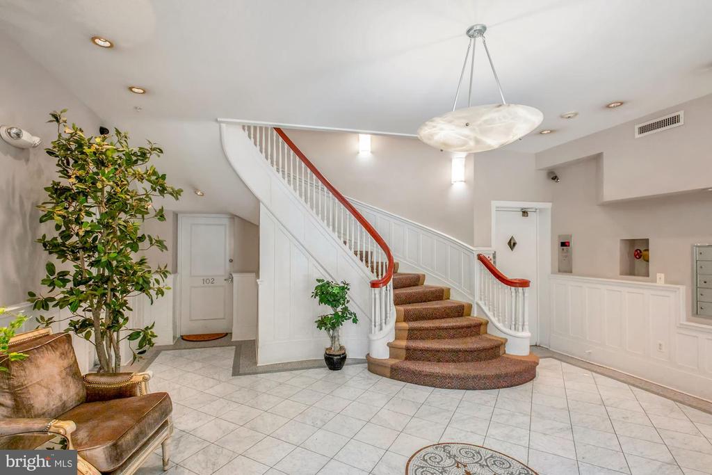 Washington, District of Columbia, 20009, United States, 3 Bedrooms Bedrooms, ,3 BathroomsBathrooms,Residential,For Sale,1987396