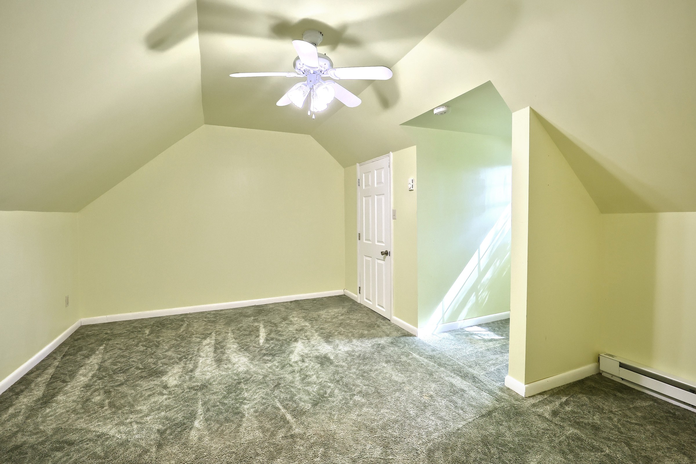 Felton, Pennsylvania, 17322, United States, 4 Bedrooms Bedrooms, ,2 BathroomsBathrooms,Residential,For Sale,1977692