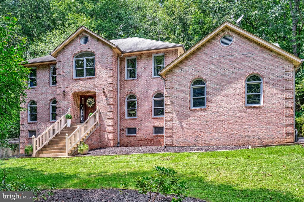 Stafford, Virginia, 22554, United States, 5 Bedrooms Bedrooms, ,4 BathroomsBathrooms,Residential,For Sale,1938309