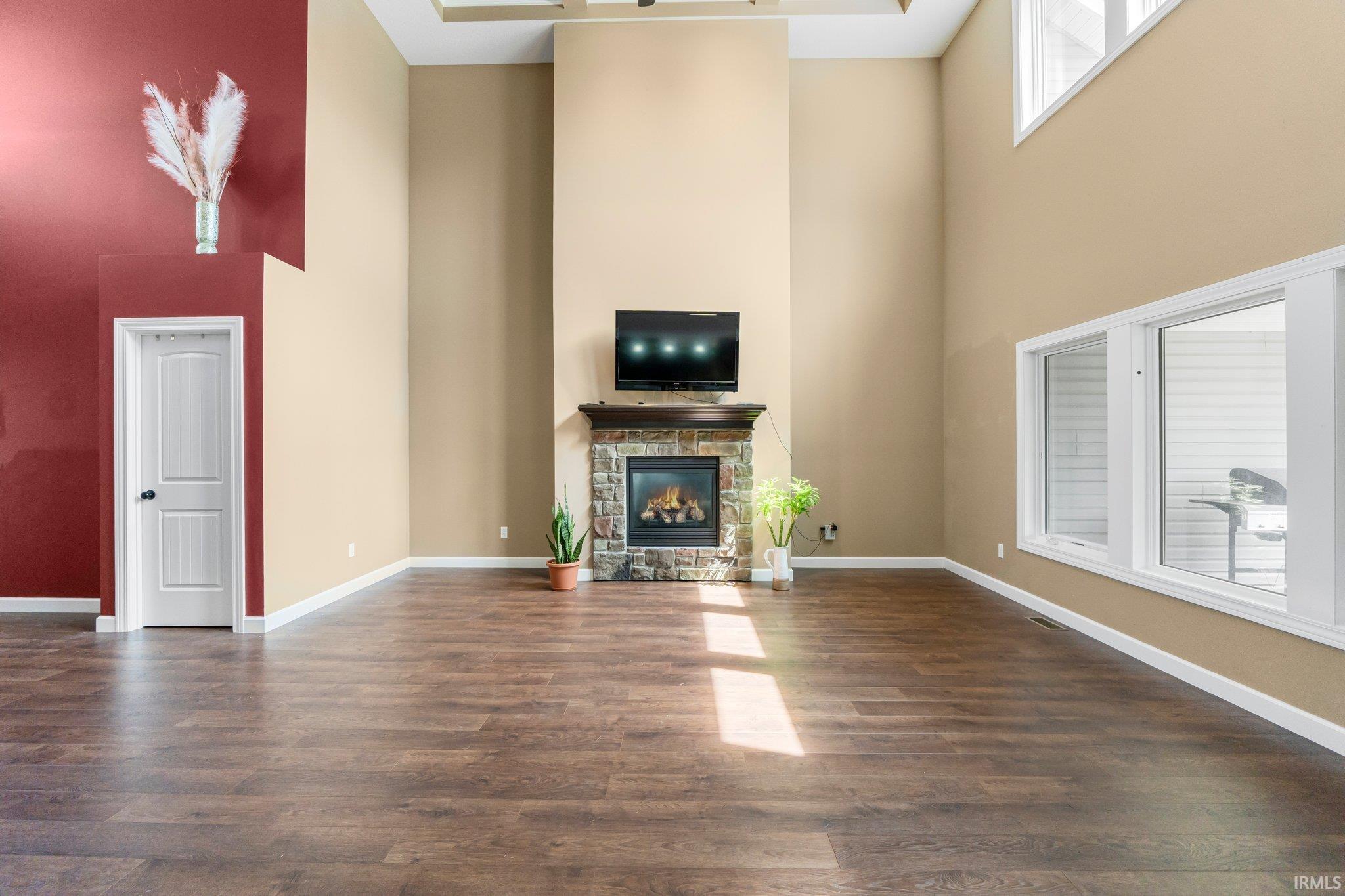 Fort Wayne, Indiana, 46825-7408, United States, 4 Bedrooms Bedrooms, ,5 BathroomsBathrooms,Residential,For Sale,1975267