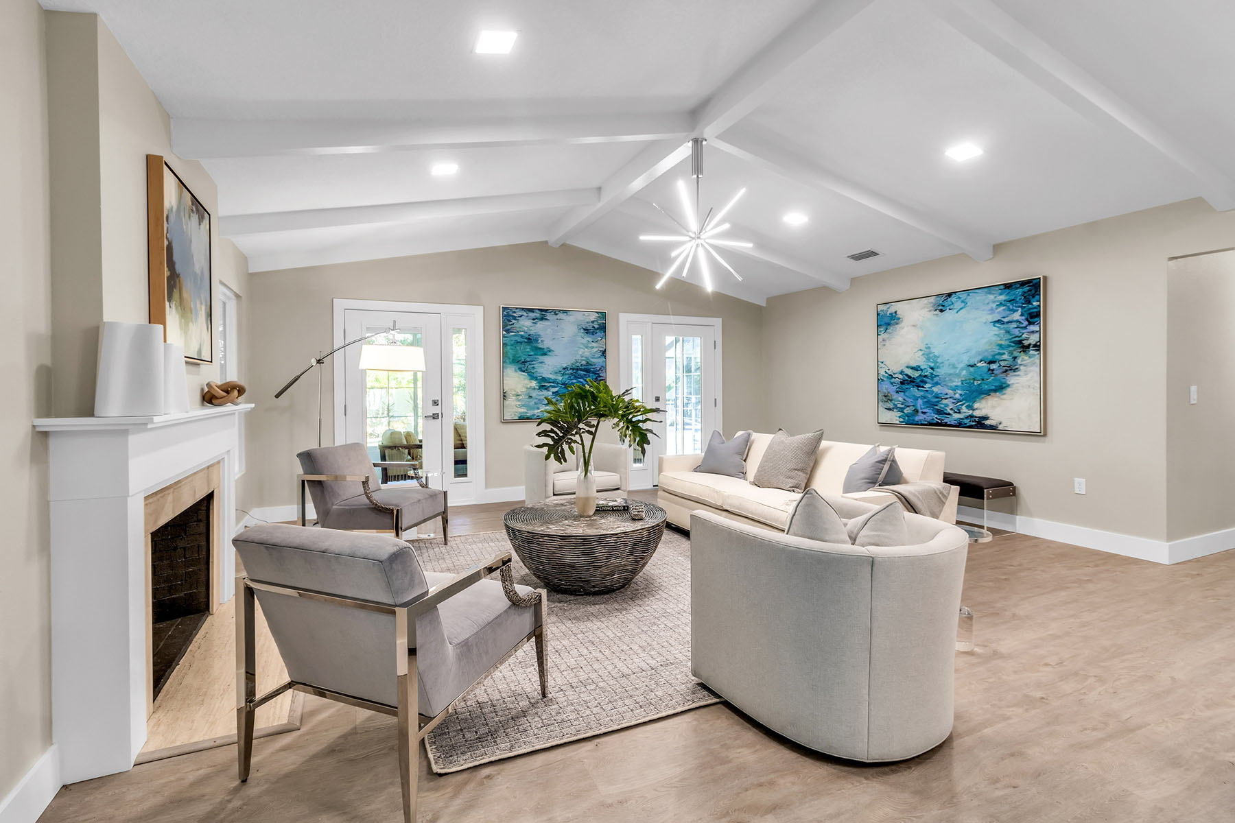  JOHNSON ESTATES - 物件實景