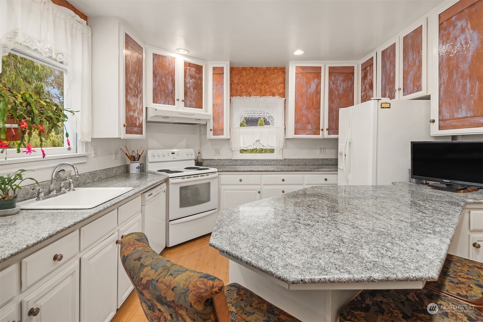 Seattle, Washington, 98112, United States, 3 Bedrooms Bedrooms, ,4 BathroomsBathrooms,Residential,For Sale,1700239