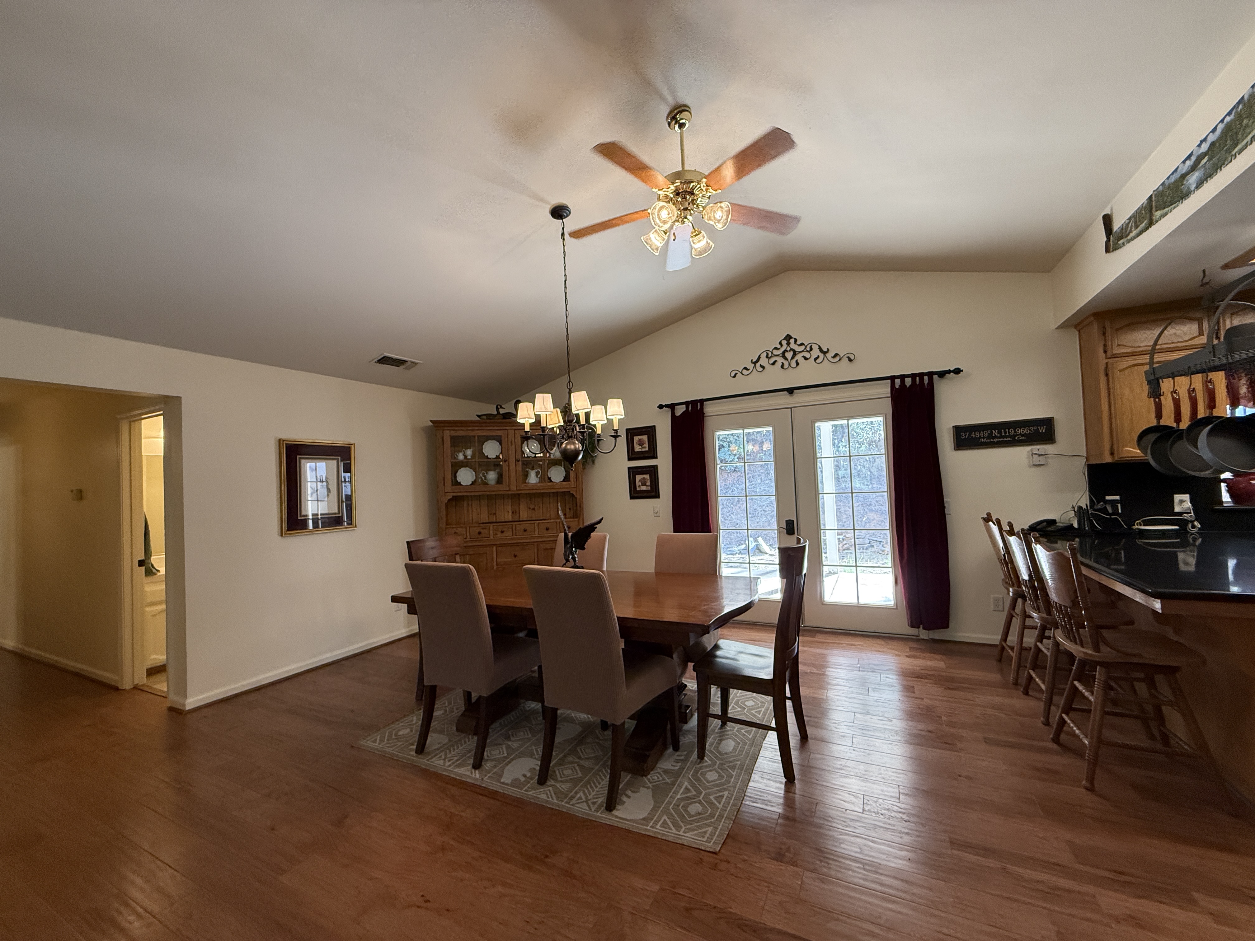 Mariposa, California, 95338, United States, 2 Bedrooms Bedrooms, ,2 BathroomsBathrooms,Residential,For Sale,1983625