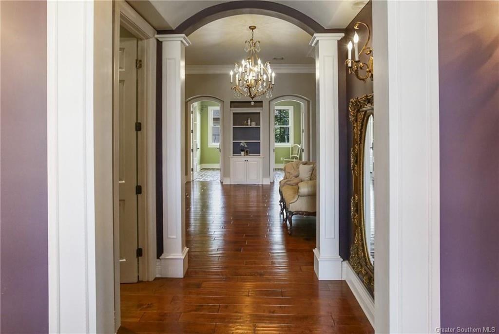 Lake Charles, Louisiana, 70611, United States, 4 Bedrooms Bedrooms, ,4 BathroomsBathrooms,Residential,For Sale,1921126