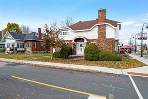 Smiths Falls, Ontario, K7A 1R3, CA, 3 Bedrooms Bedrooms, ,2 BathroomsBathrooms,Residential,For Sale,1997301