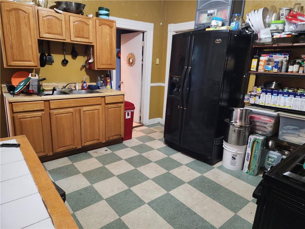 Providence, Rhode Island, 02909, United States, 9 Bedrooms Bedrooms, ,4 BathroomsBathrooms,Residential,For Sale,1943084