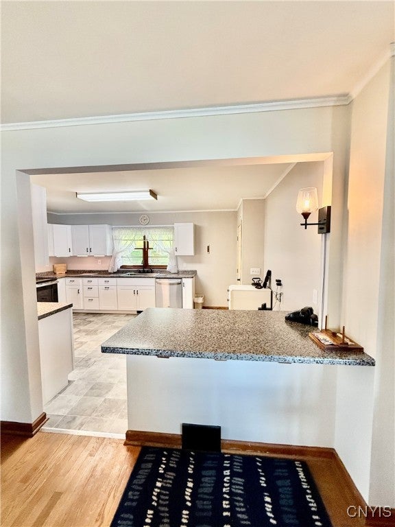 Auburn, New York, 13021, United States, 3 Bedrooms Bedrooms, ,3 BathroomsBathrooms,Residential,For Sale,1928458