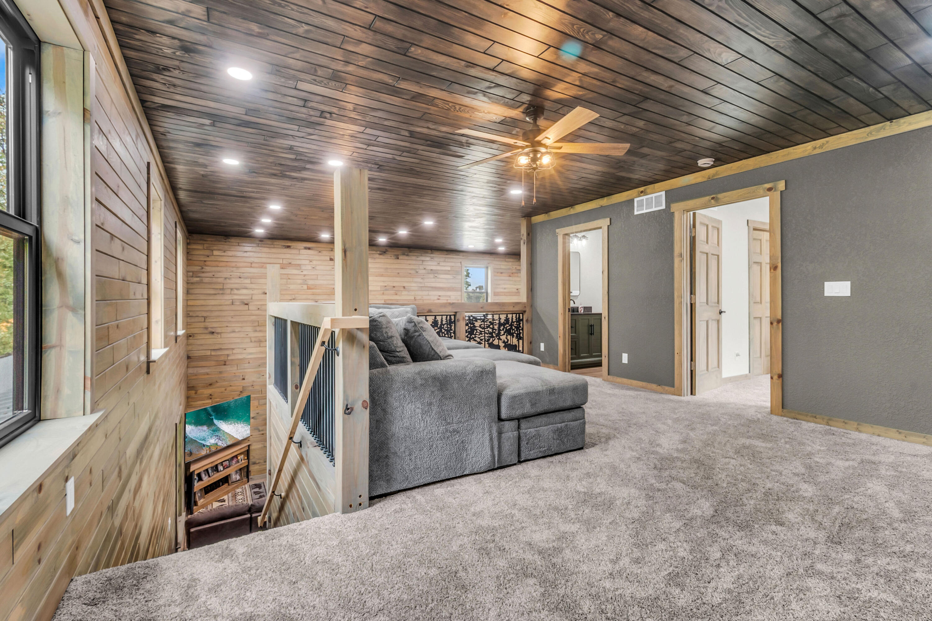 Quincy, Michigan, 49082, United States, 2 Bedrooms Bedrooms, ,3 BathroomsBathrooms,Residential,For Sale,1979767