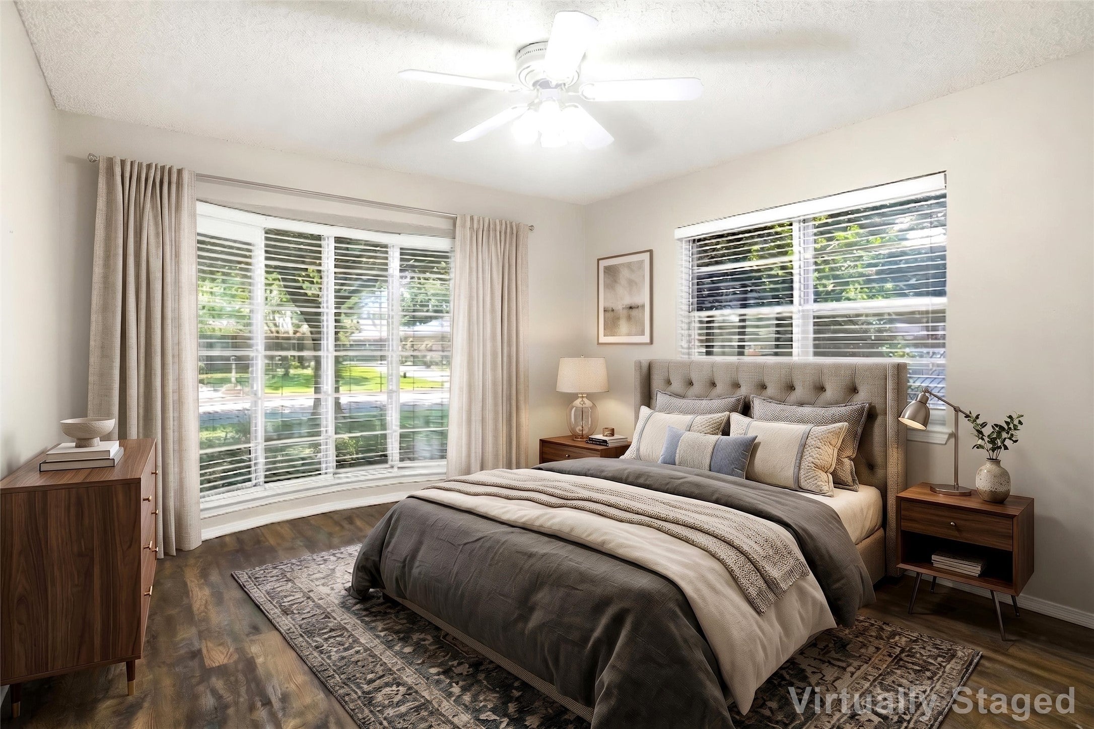 Hurst, Texas, 76054, United States, 4 Bedrooms Bedrooms, ,3 BathroomsBathrooms,Residential,For Sale,2024676