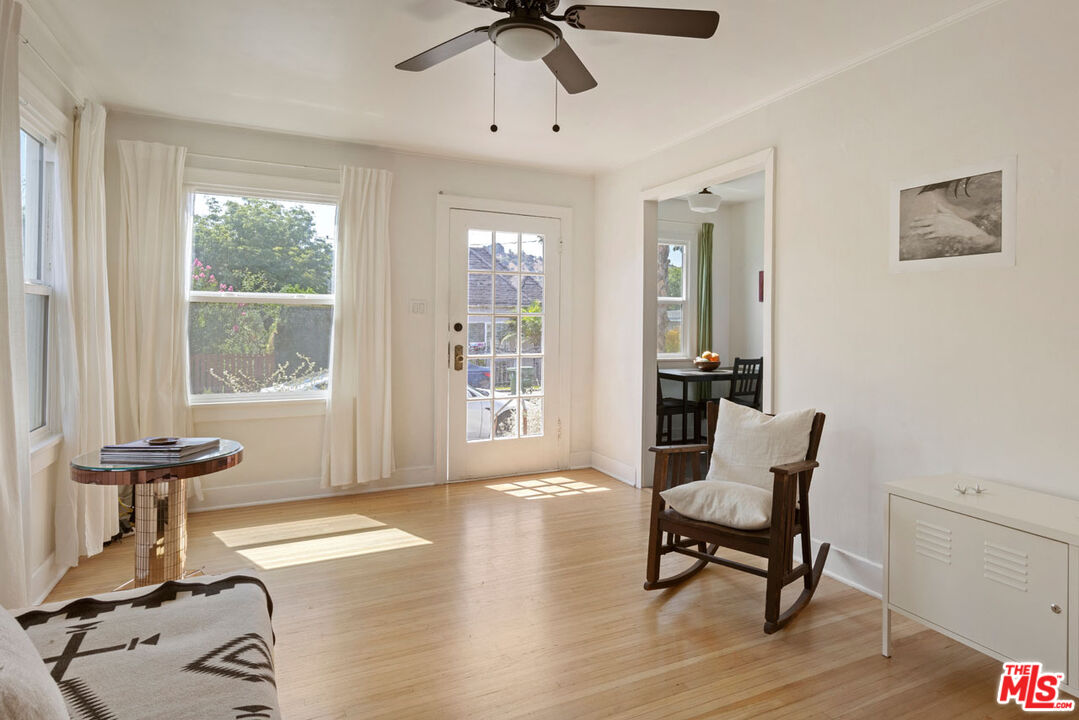 Los Angeles, California, 90065, United States, 1 Bedroom Bedrooms, ,1 BathroomBathrooms,Residential,For Sale,1913334