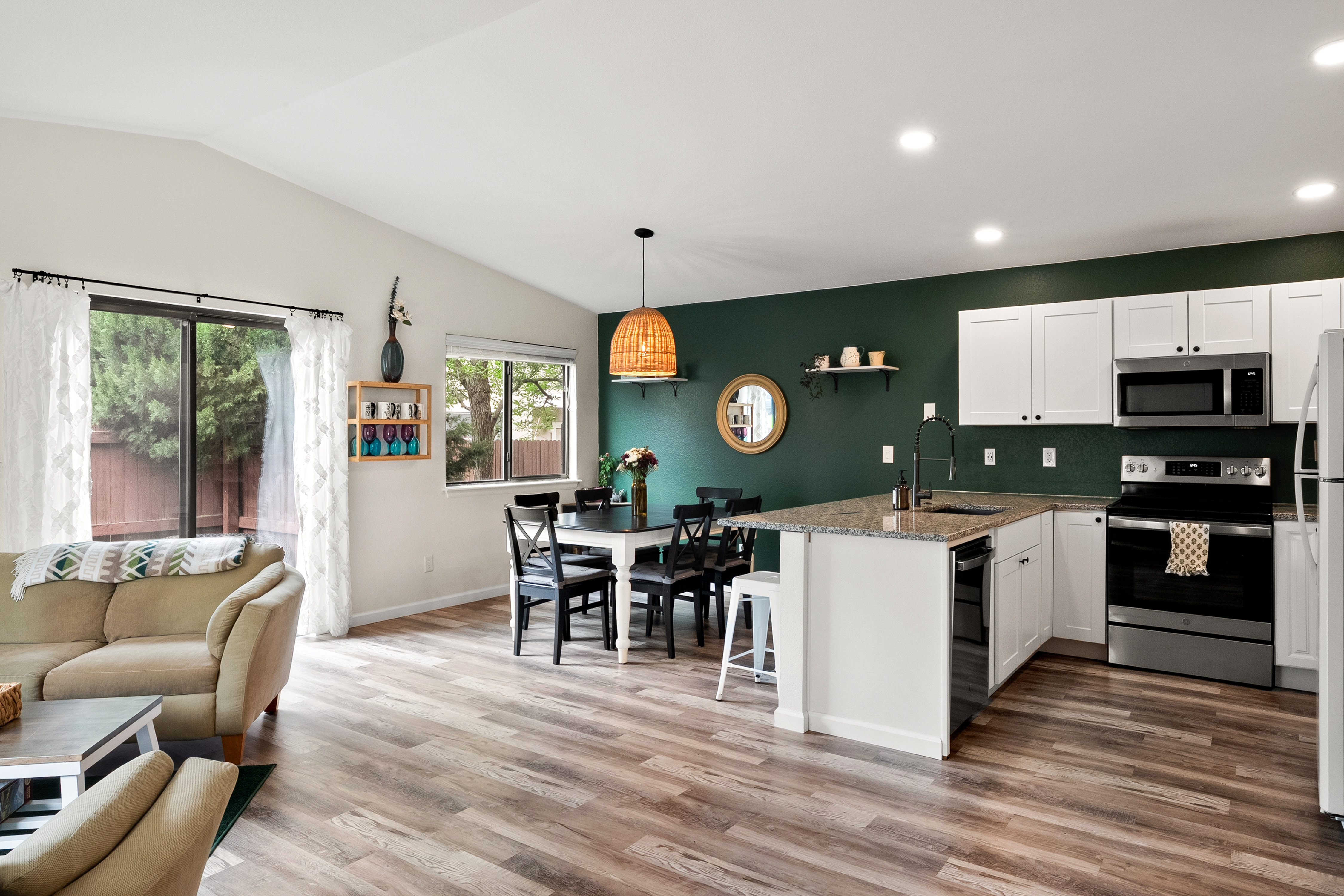  Affordable Townhome in the Highly Desired Table Mountain Heights Community - 物件實景