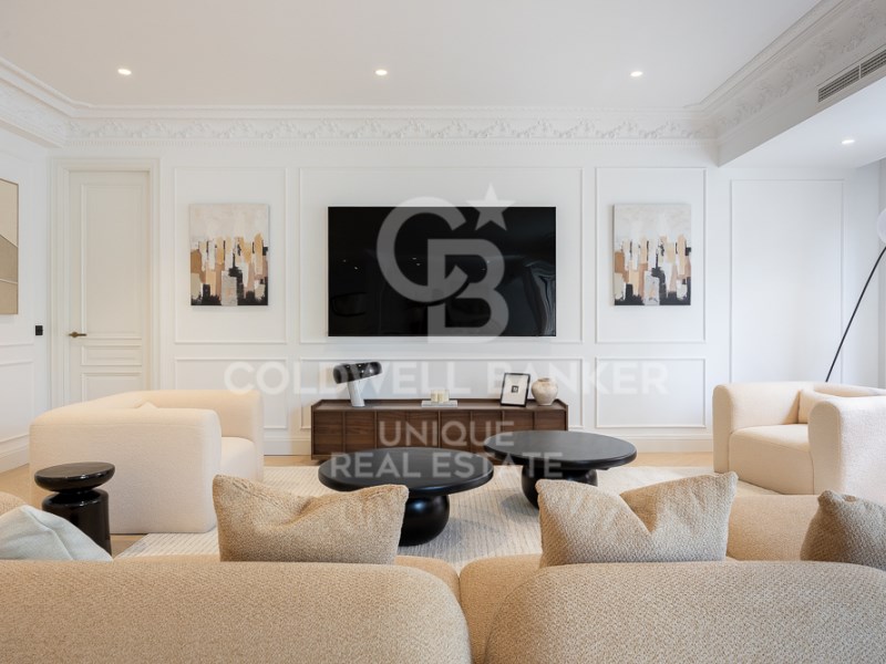 Madrid, Madrid, Barrio de Salamanca, Castellana Ma, Madrid, Comunidad de Madrid, ES, 5 Bedrooms Bedrooms, ,6 BathroomsBathrooms,Residential,For Sale,Madrid, Madrid, Barrio de Salamanca, Castellana Ma,1670333