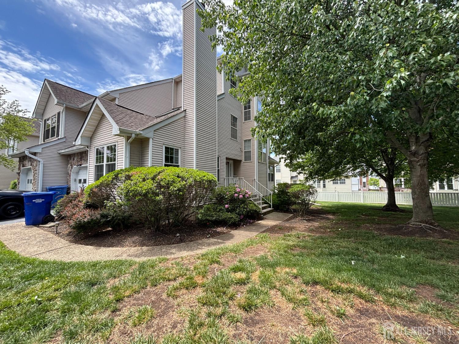 North Brunswick, New Jersey, 08902, United States, 3 Bedrooms Bedrooms, ,3 BathroomsBathrooms,Residential,For Sale,2048487