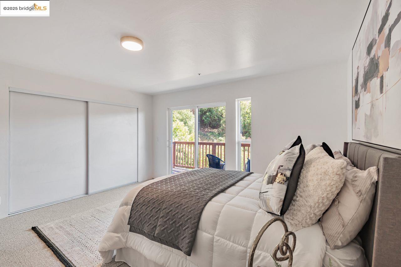Oakland, California, 94611, United States, 4 Bedrooms Bedrooms, ,2 BathroomsBathrooms,Residential,For Sale,1906699