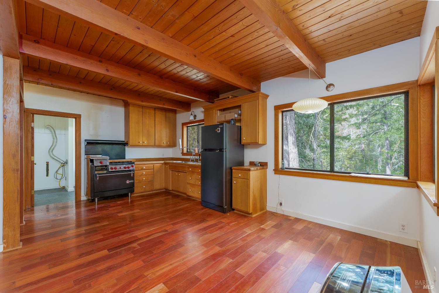 Ukiah, California, 95482, United States, 2 Bedrooms Bedrooms, ,1 BathroomBathrooms,Residential,For Sale,1925334