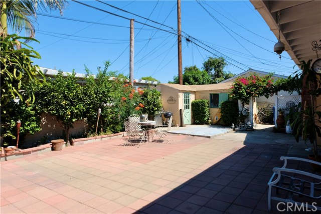 Downey, California, 90240, United States, 3 Bedrooms Bedrooms, ,2 BathroomsBathrooms,Residential,For Sale,1985764