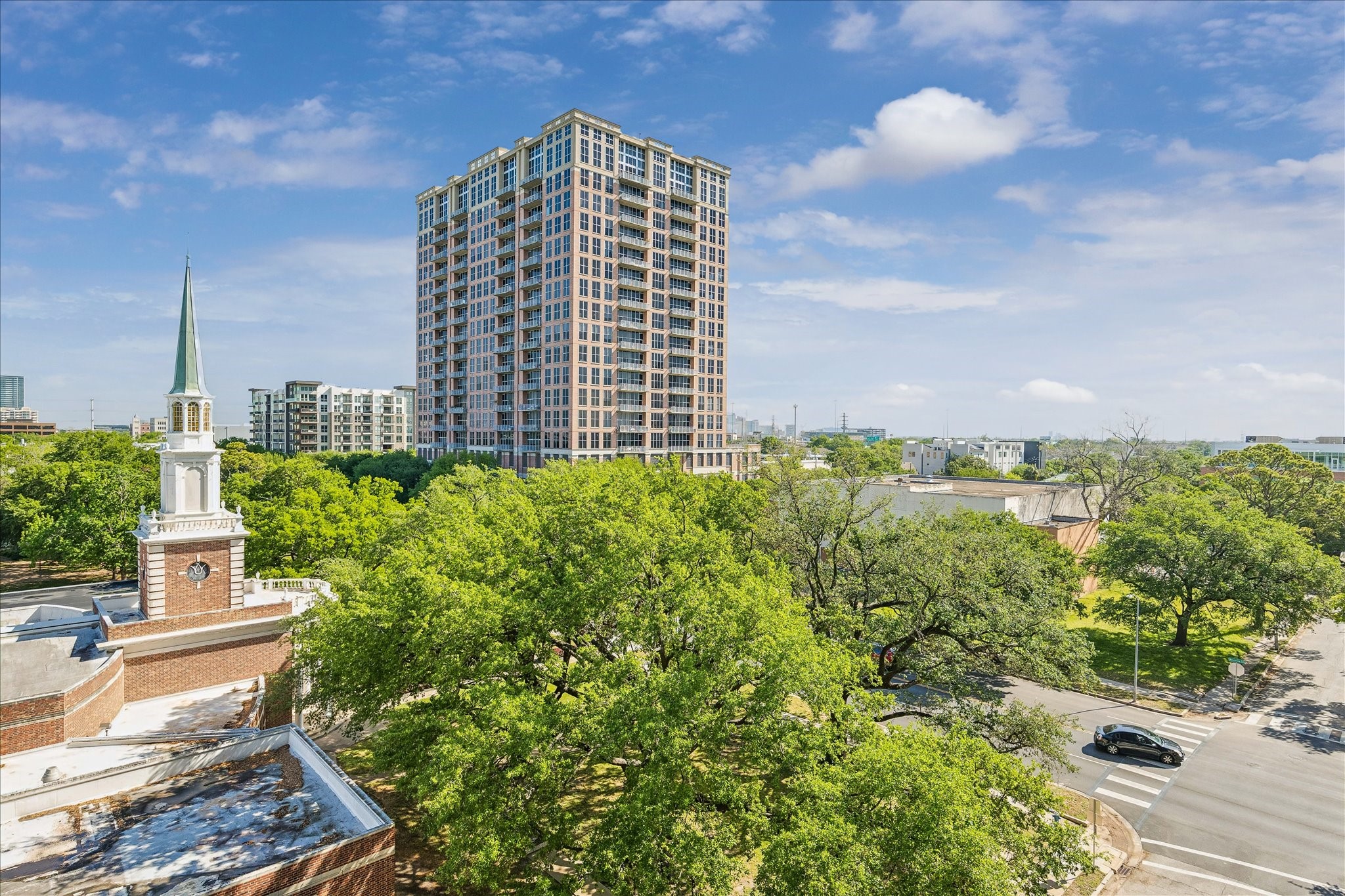  5000 Montrose Boulevard #6B - 物件實景