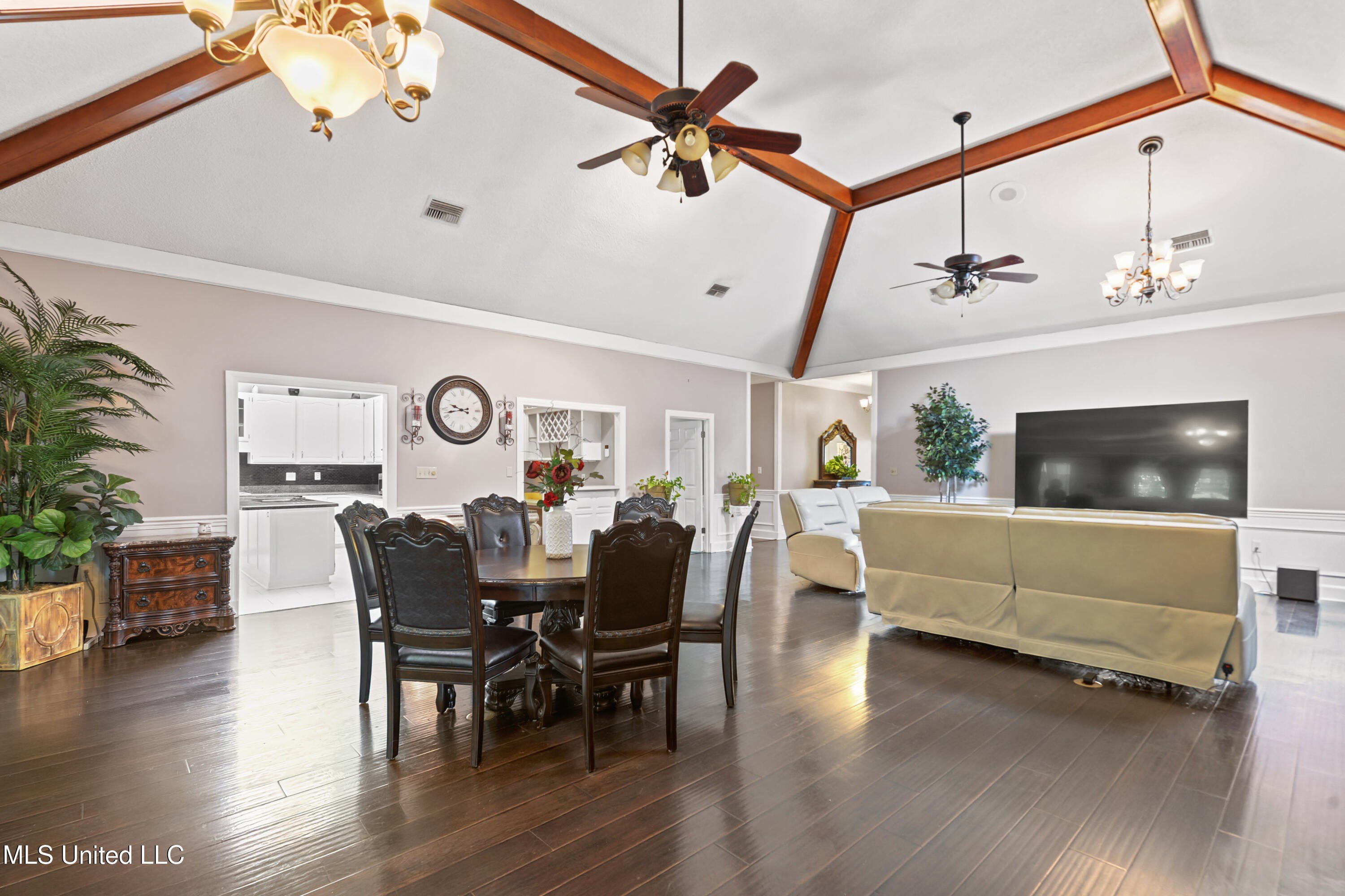 Diamondhead, Mississippi, 39525, United States, 3 Bedrooms Bedrooms, ,4 BathroomsBathrooms,Residential,For Sale,1923554