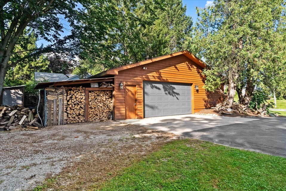 Wilson, Wisconsin, 53070, United States, 4 Bedrooms Bedrooms, ,2 BathroomsBathrooms,Residential,For Sale,1981812