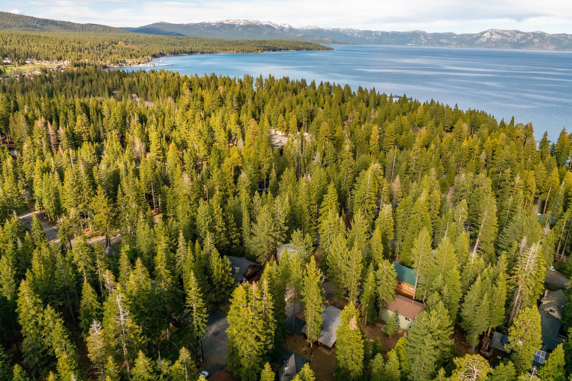  Tahoe City Chalet  Spacious Living in an Unbeatable Location - 物件實景