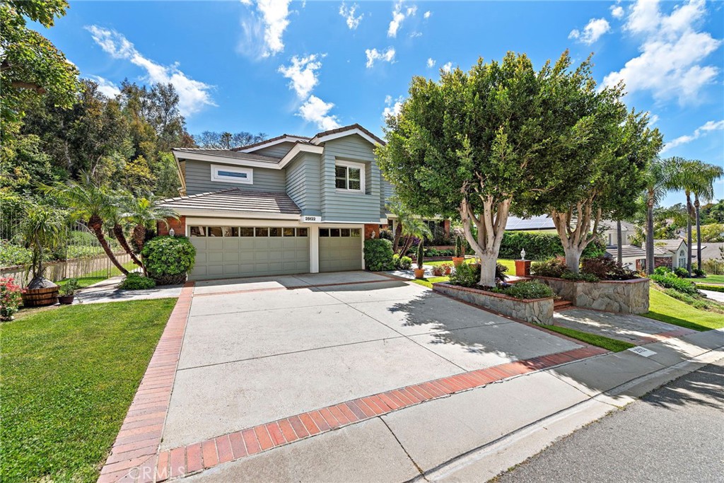 Laguna Hills, California, 92653, United States, 5 Bedrooms Bedrooms, ,5 BathroomsBathrooms,Residential,For Sale,1795346