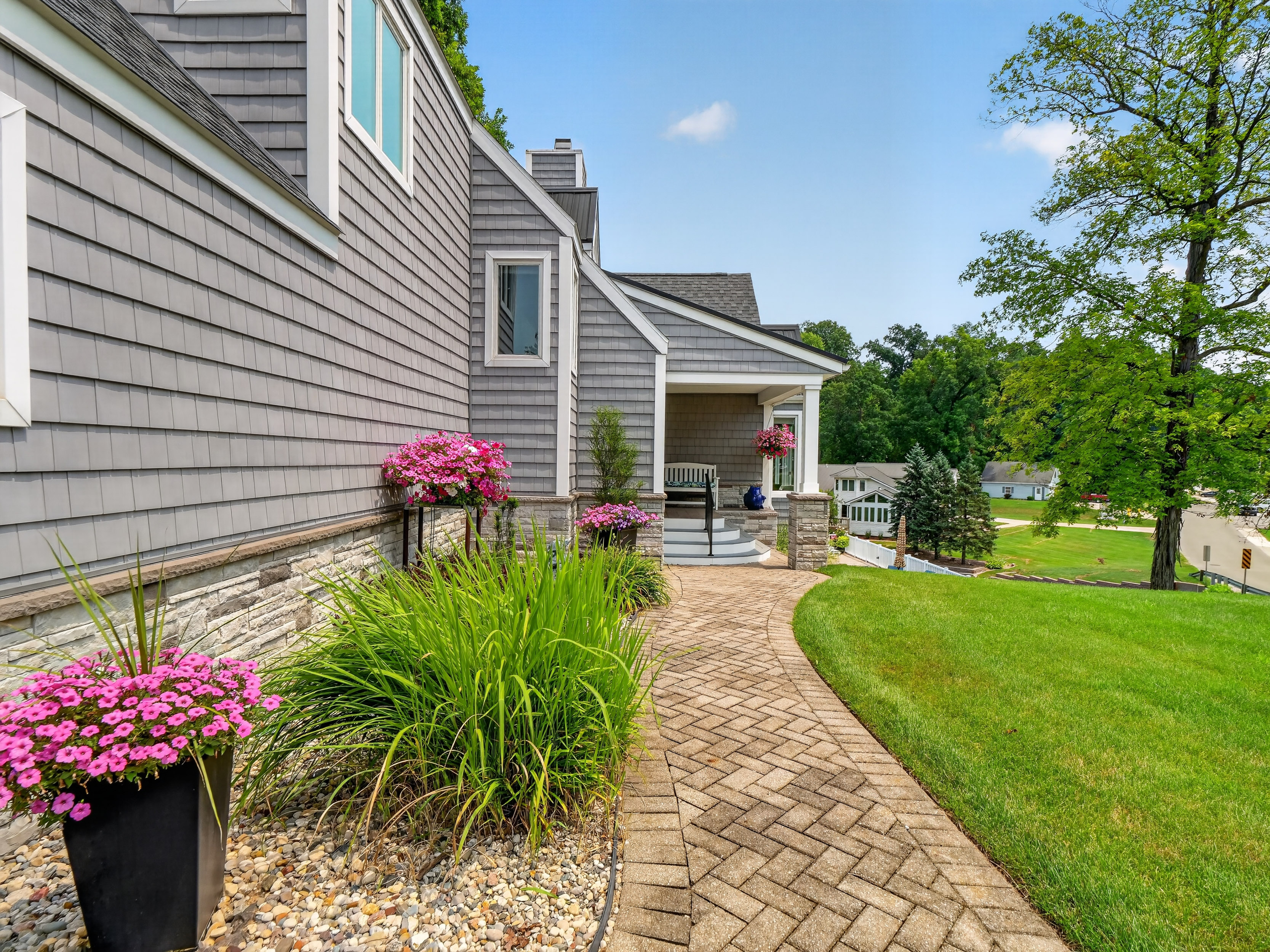  Beautifully Maintained Syracuse Lake Home - 物件實景