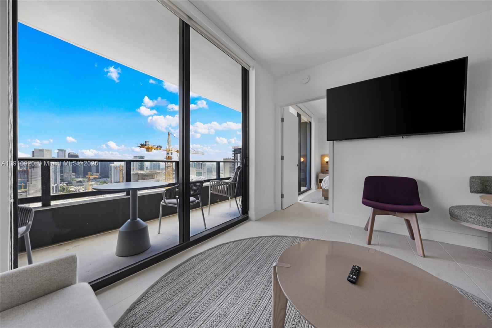 Miami, Florida, 33132, United States, 1 Bedroom Bedrooms, ,1 BathroomBathrooms,Residential,For Sale,1994721