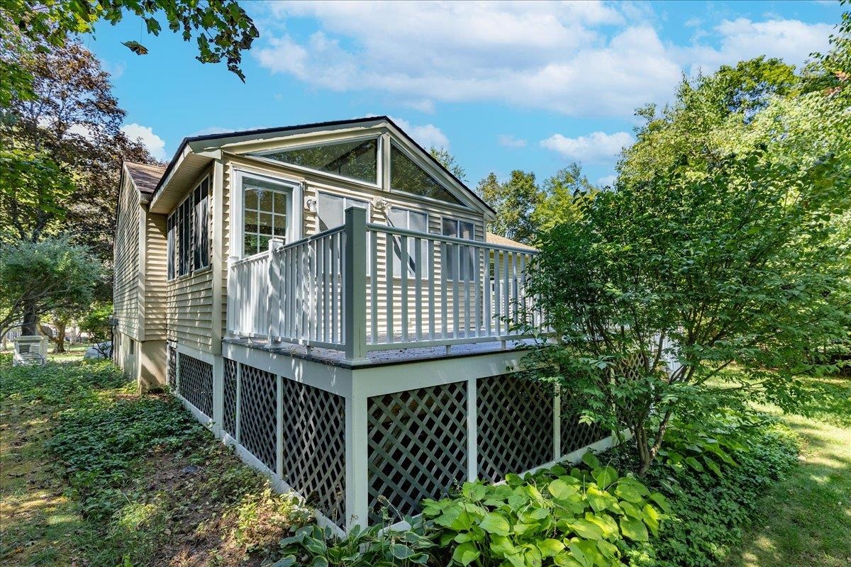 Merrimack, New Hampshire, 03054, United States, 3 Bedrooms Bedrooms, ,2 BathroomsBathrooms,Residential,For Sale,1937626