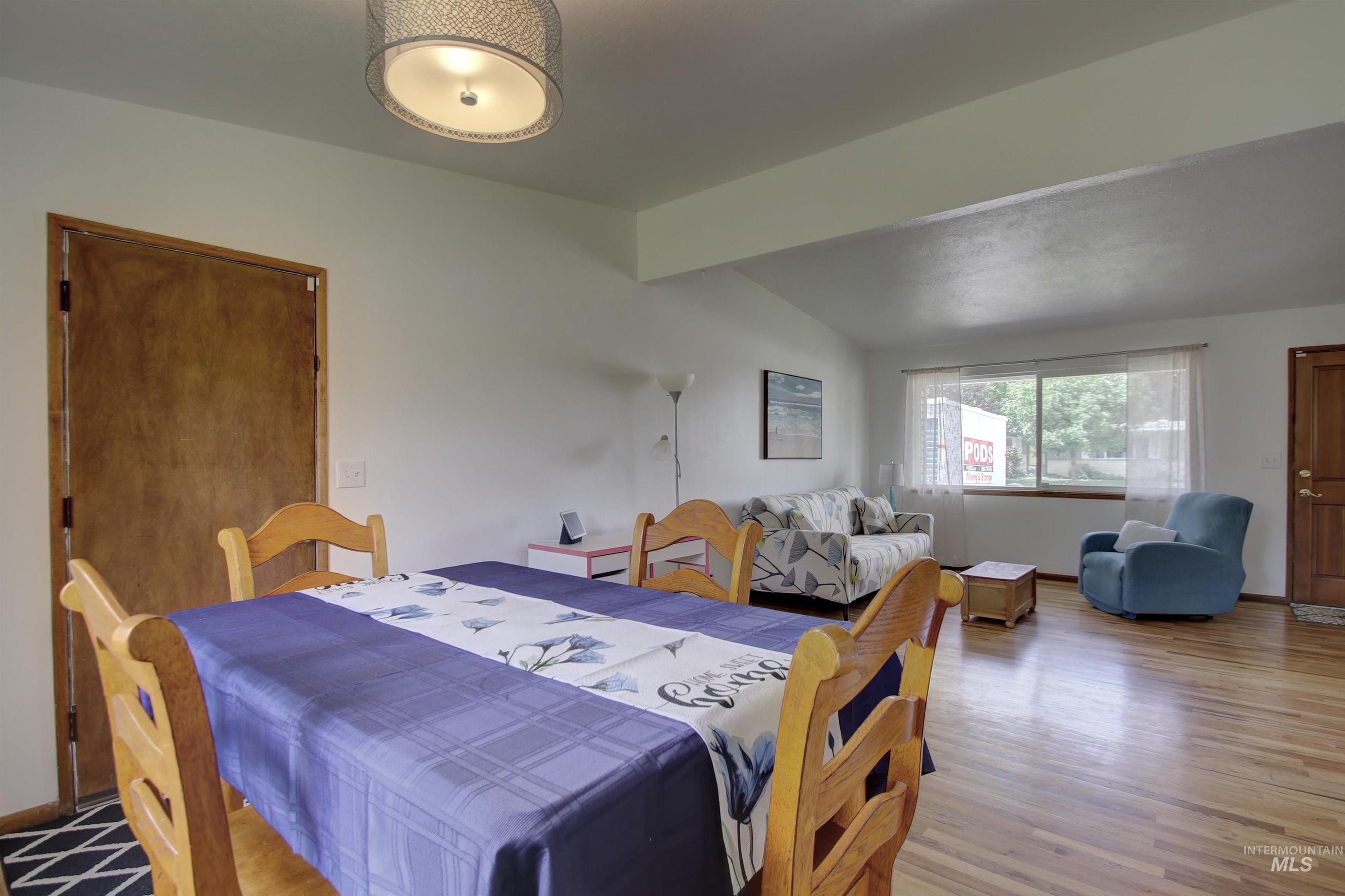 7224 Sunnybrook Drive, Boise, Idaho, 83709, United States, 5 Bedrooms Bedrooms, ,2 BathroomsBathrooms,Residential,For Sale,7224 Sunnybrook Drive,1436055