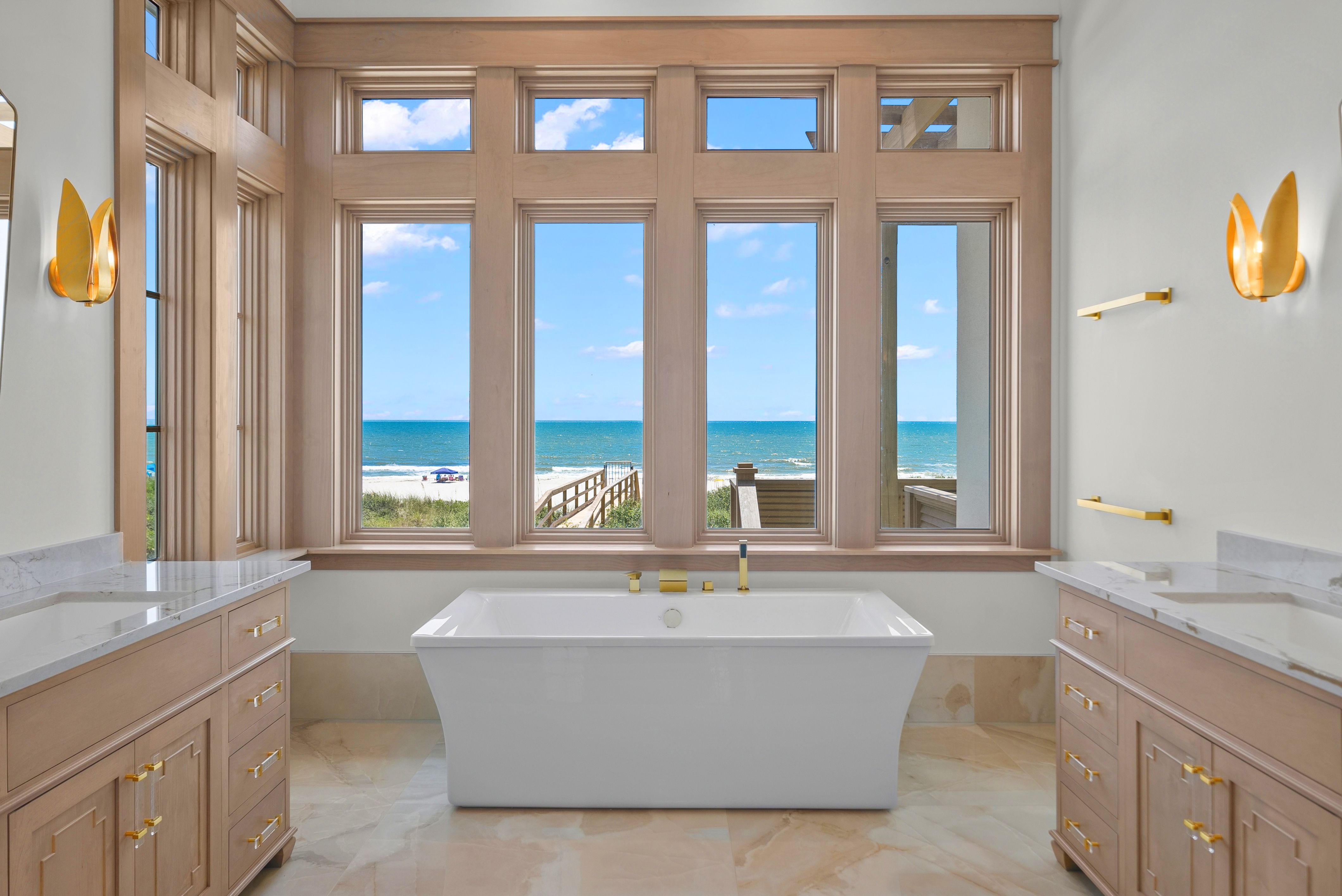  Legacy Gulf-Front Estate With Private Beach - 物件實景
