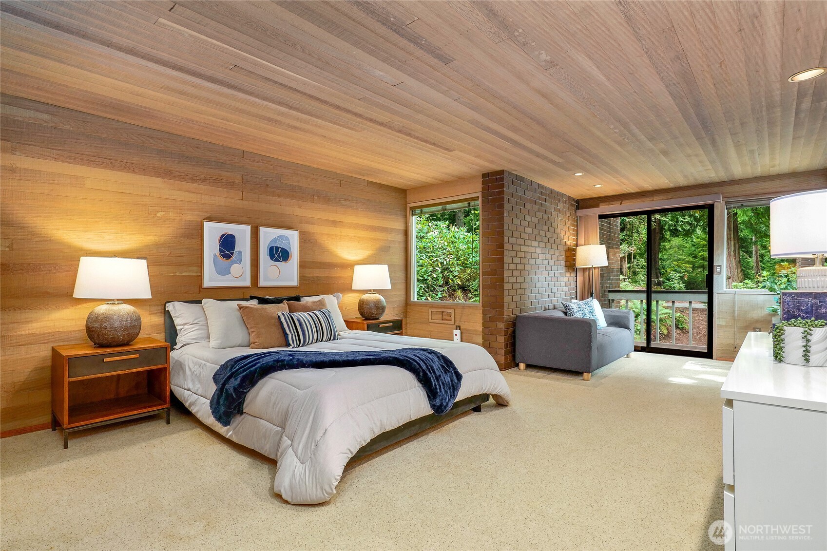 Renton, Washington, 98059, United States, 5 Bedrooms Bedrooms, ,4 BathroomsBathrooms,Residential,For Sale,1925920