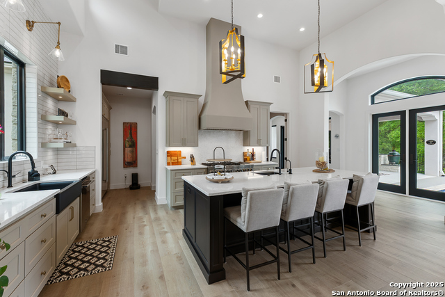 Boerne, Texas, 78006, United States, 3 Bedrooms Bedrooms, ,4 BathroomsBathrooms,Residential,For Sale,1762084