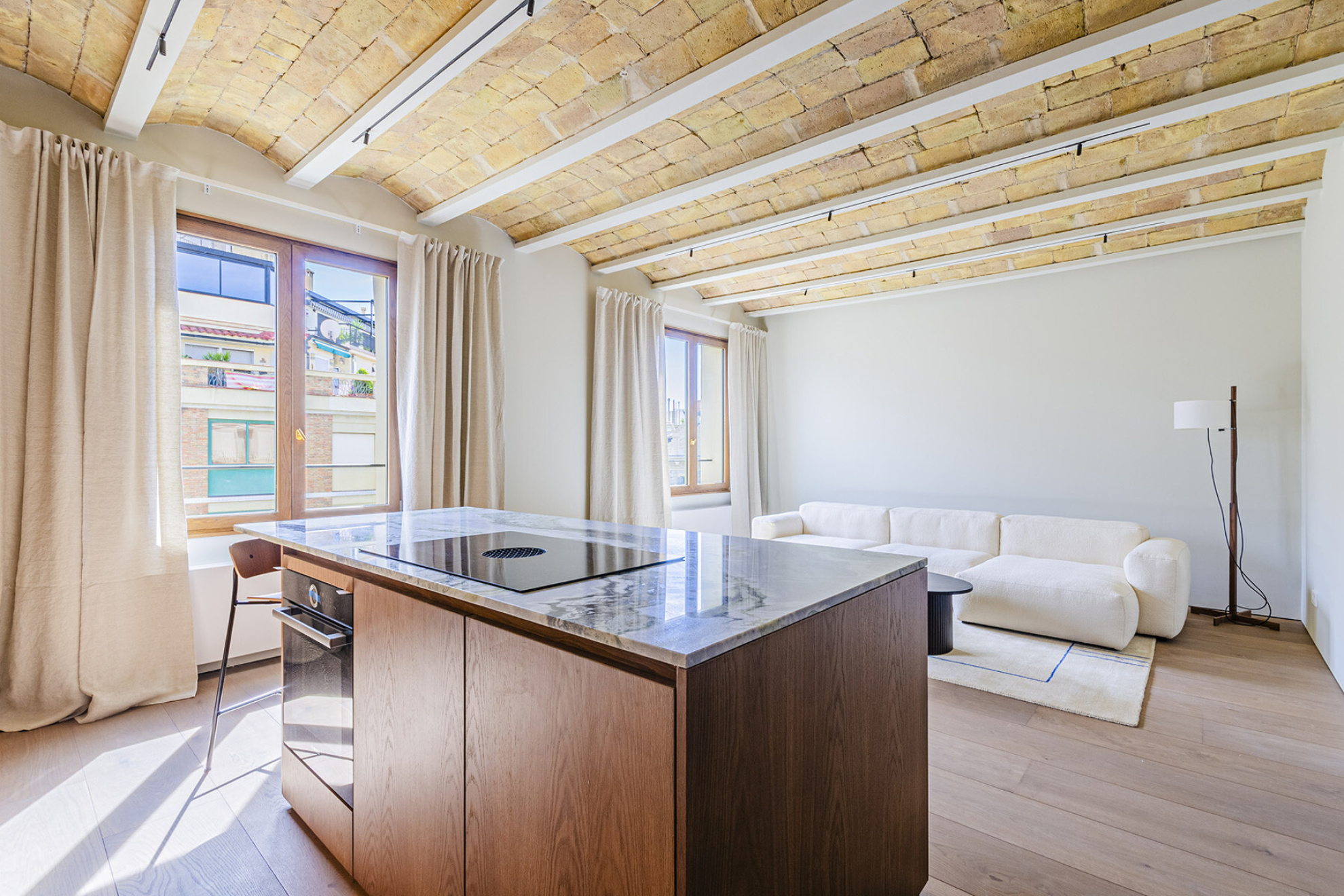  Fantastic brand new refurbished apartment in the Dreta de l