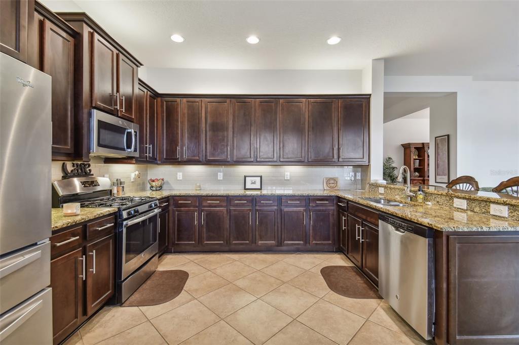 Wesley Chapel, Florida, 33543, United States, 5 Bedrooms Bedrooms, ,4 BathroomsBathrooms,Residential,For Sale,1920742