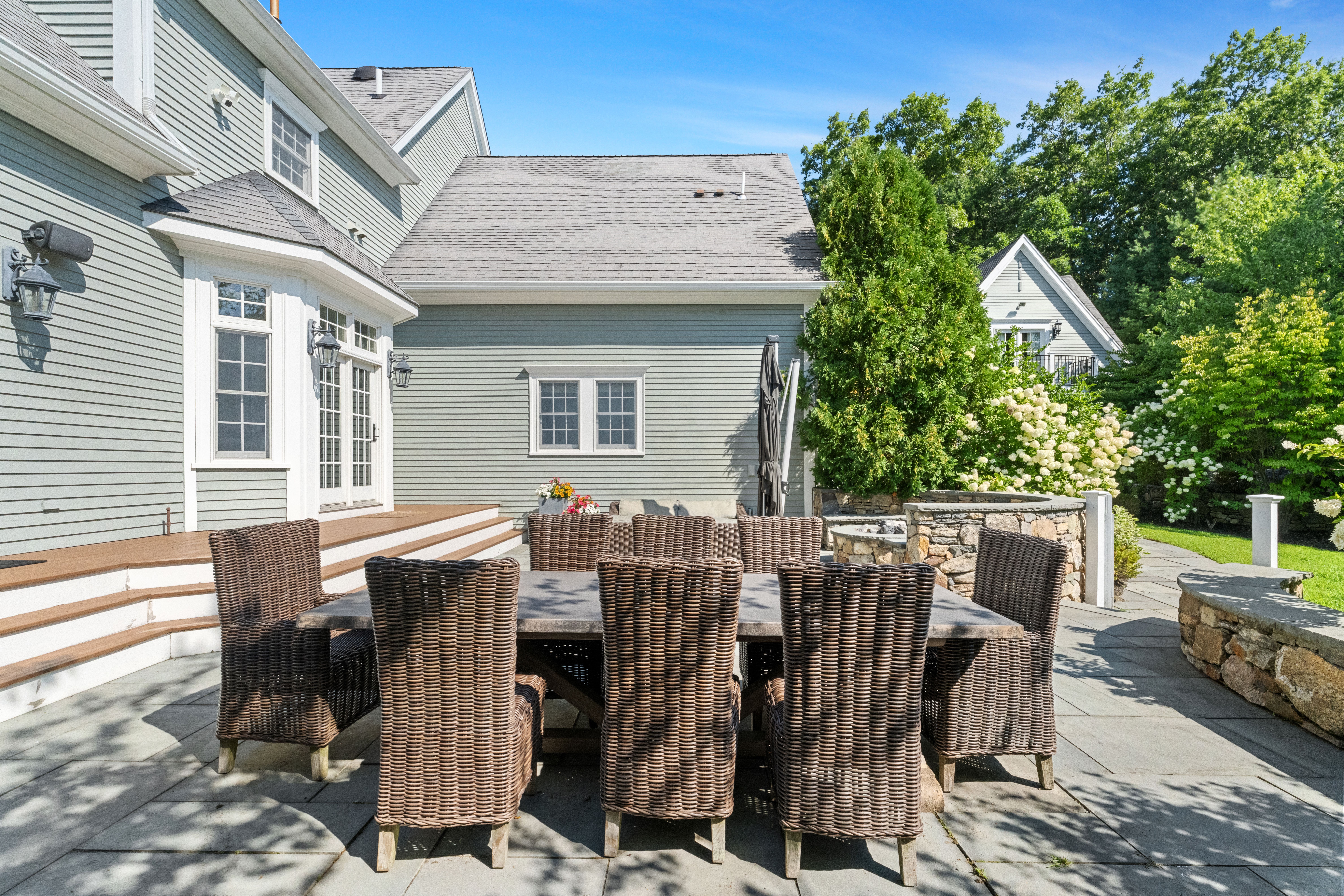  23 Stonefield Court, Needham, MA, 02492 - 物件實景