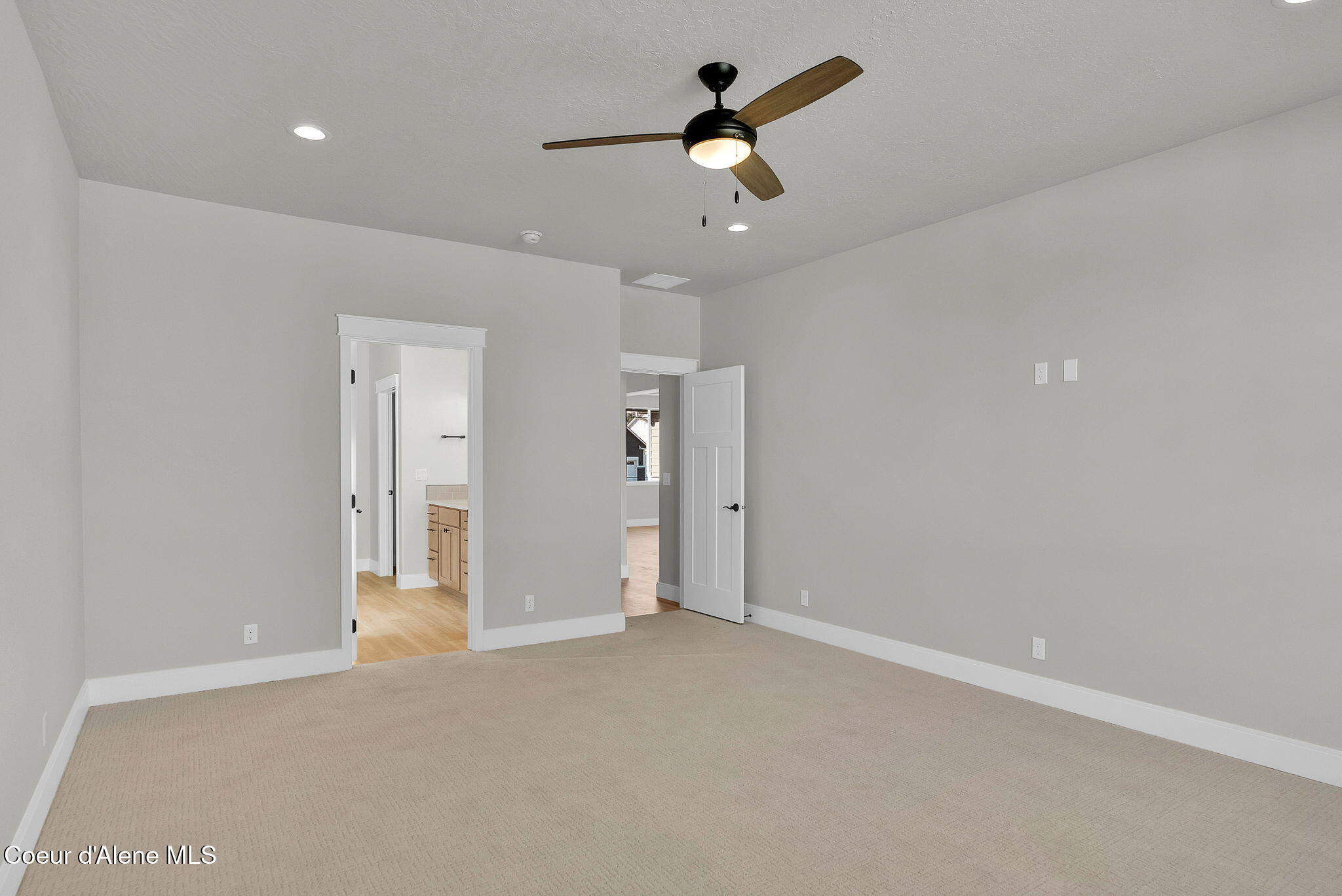 Rathdrum, Idaho, 83858, United States, 3 Bedrooms Bedrooms, ,1 BathroomBathrooms,Residential,For Sale,1999079