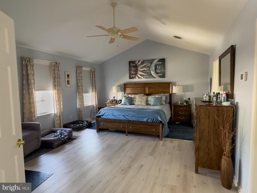 Milford, Delaware, 19963, United States, 4 Bedrooms Bedrooms, ,4 BathroomsBathrooms,Residential,For Sale,1728437