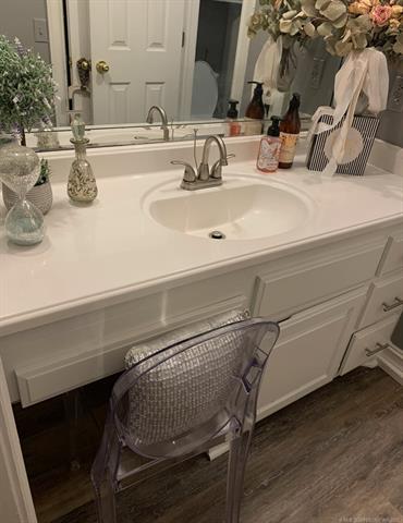 Stigler, Oklahoma, 74462-1647, United States, 3 Bedrooms Bedrooms, ,3 BathroomsBathrooms,Residential,For Sale,2005230