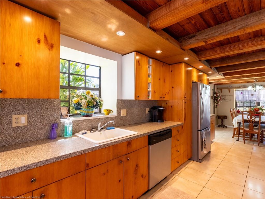 Avon Park, Florida, 33825, United States, 3 Bedrooms Bedrooms, ,3 BathroomsBathrooms,Residential,For Sale,1921377