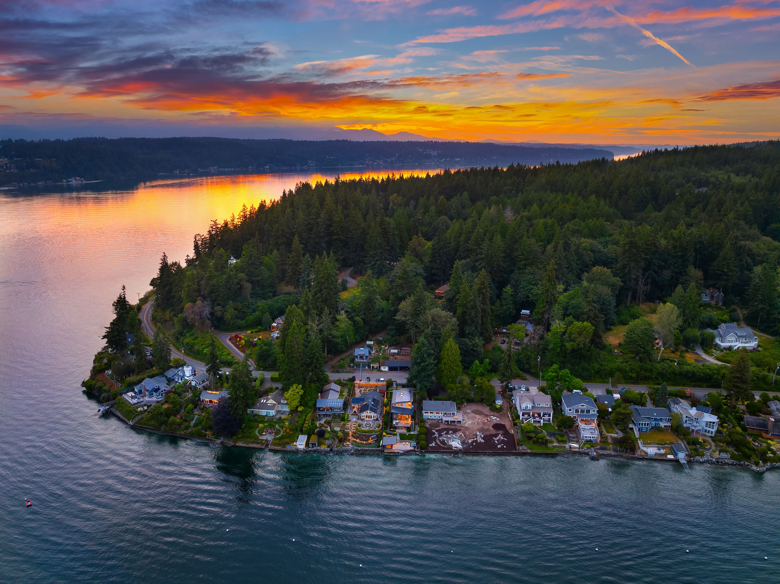  3154 Point White Drive Northeast, Bainbridge Island, WA 98110 - 物件實景
