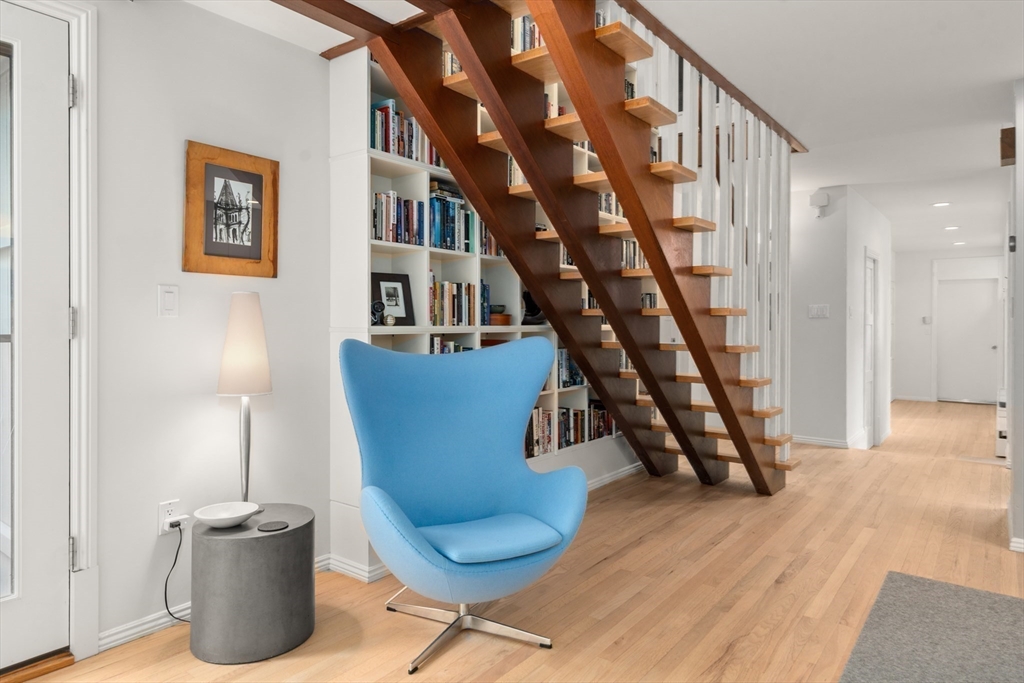 Brookline, Massachusetts, 02467, United States, 3 Bedrooms Bedrooms, ,3 BathroomsBathrooms,Residential,For Sale,1941652