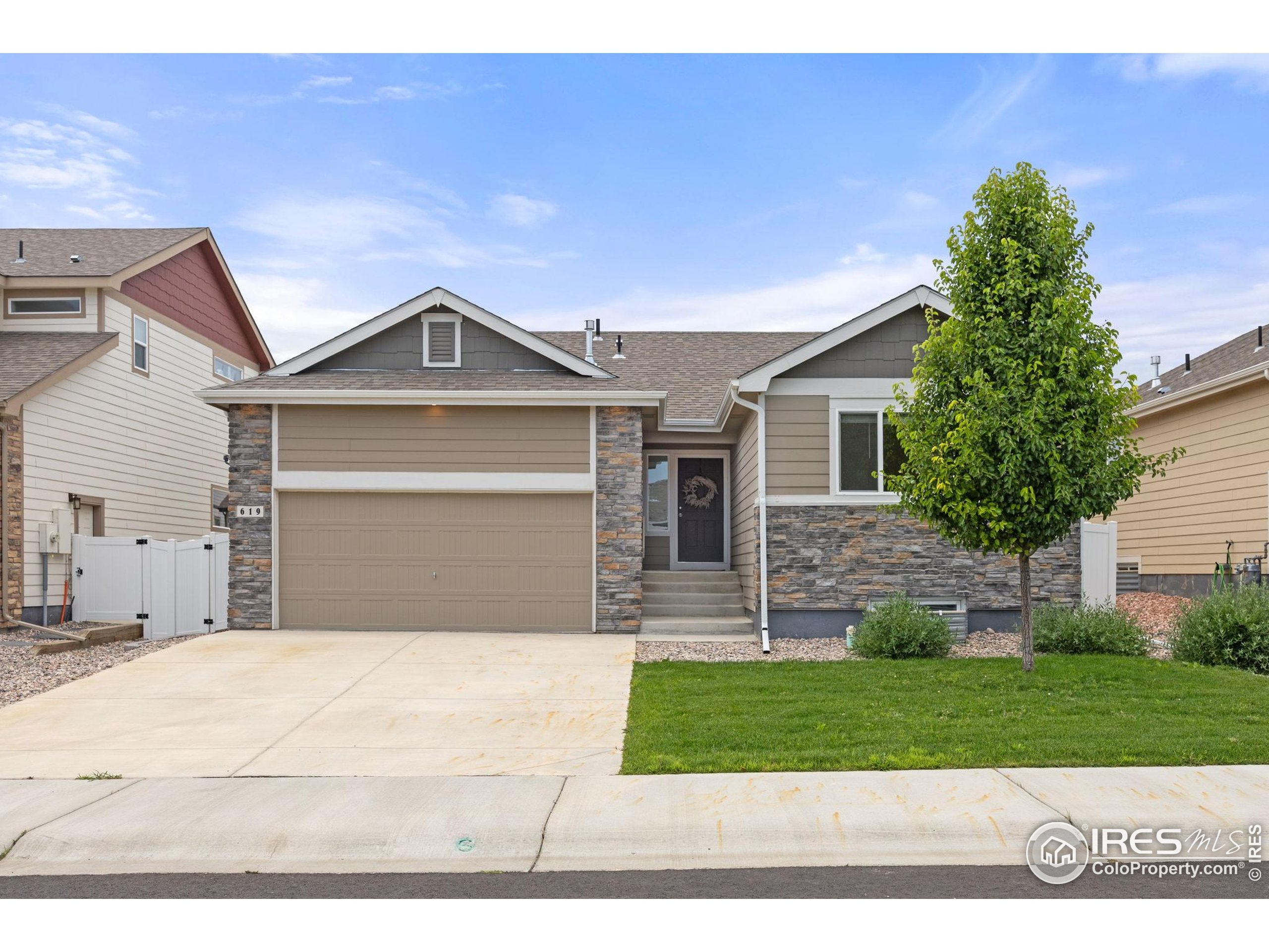 Severance, Colorado, 80550, United States, 5 Bedrooms Bedrooms, ,2 BathroomsBathrooms,Residential,For Sale,1890504