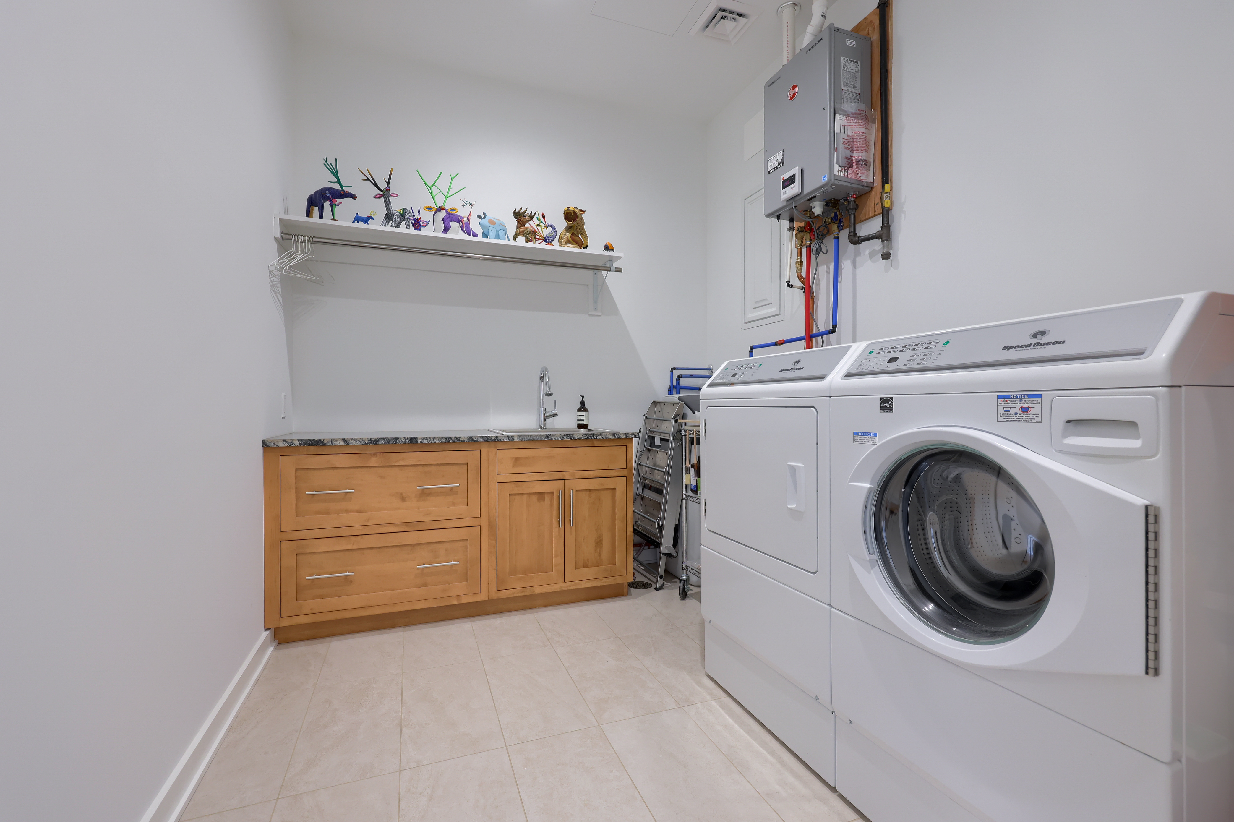  101 N Queen St, Unit 404 - 物件實景