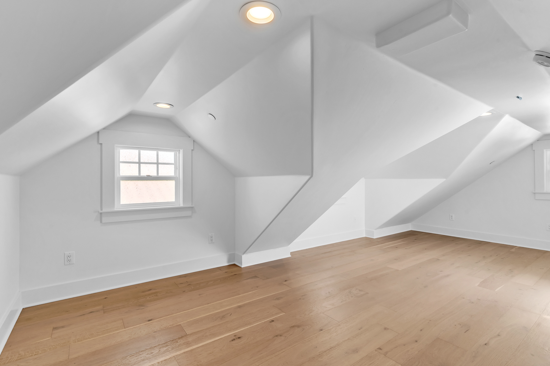  943 F Avenue, Coronado, CA 92118 - 物件實景