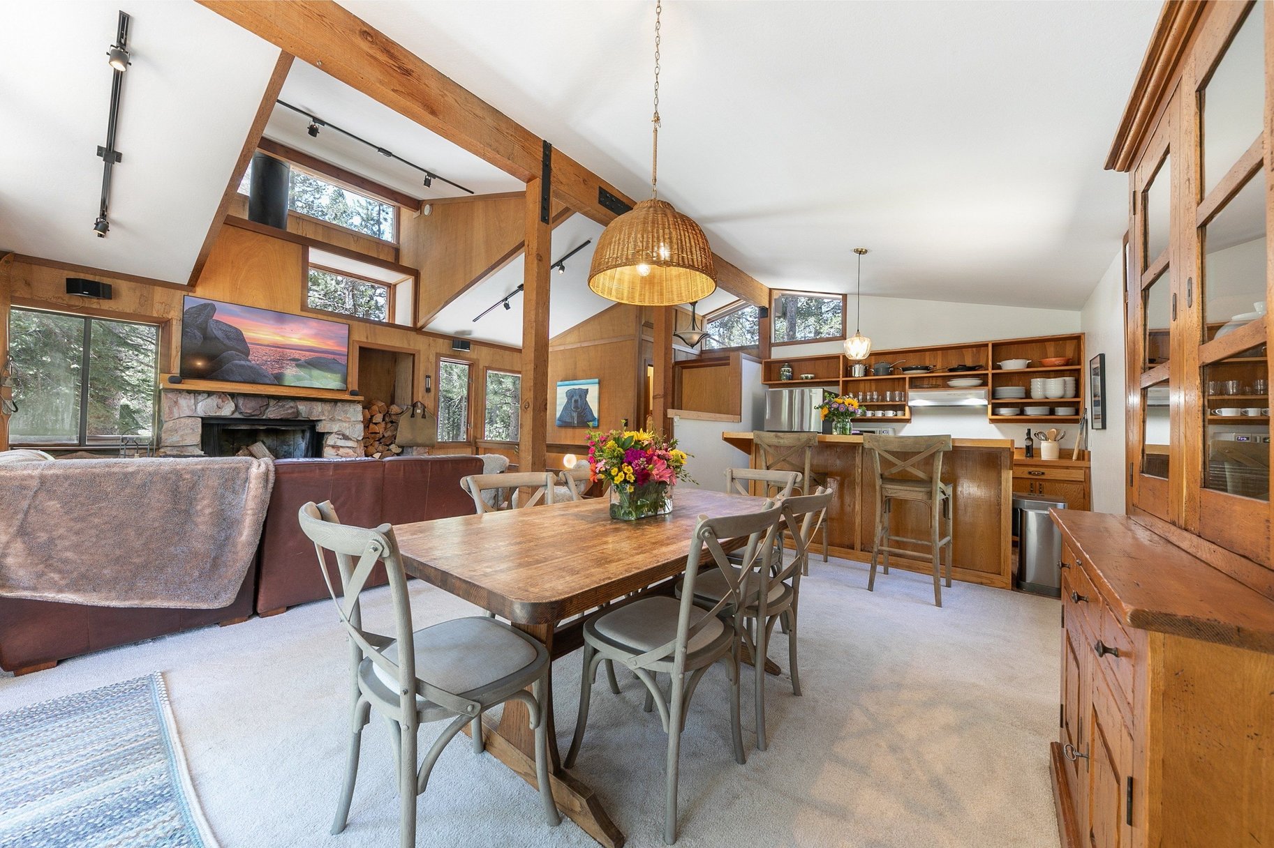  The Tahoe Cabin You’ve Been Waiting For - 物件實景